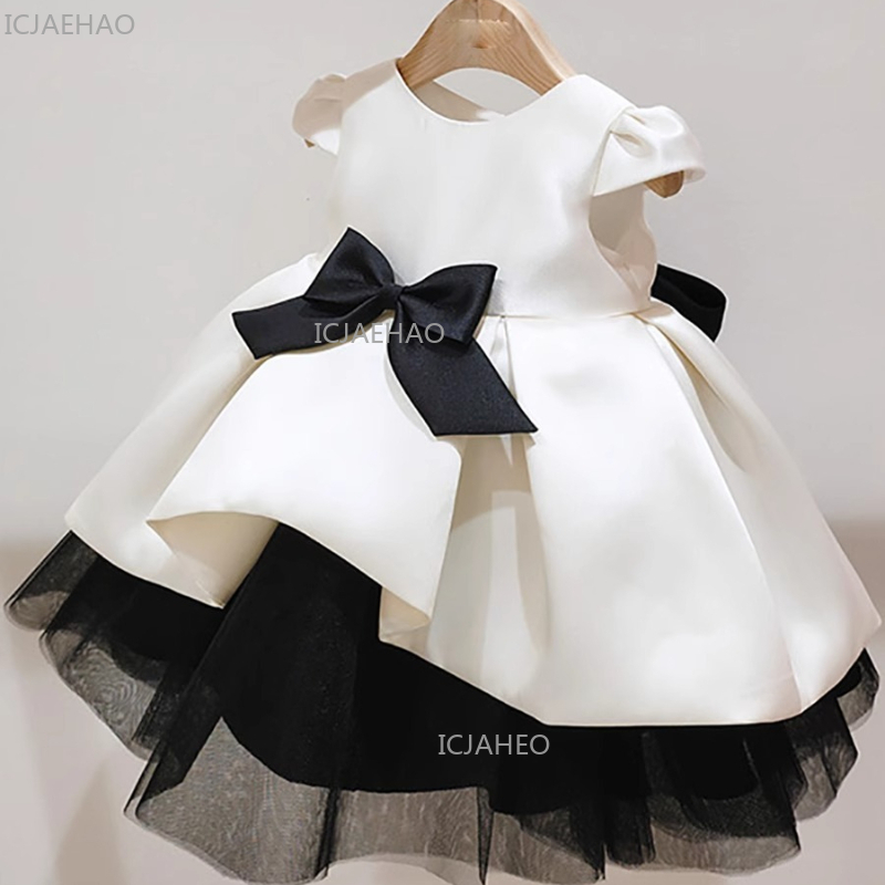 فستان عيد الميلاد الأول للفتيا - مراجعة Baby Clothing Dresser وسعره